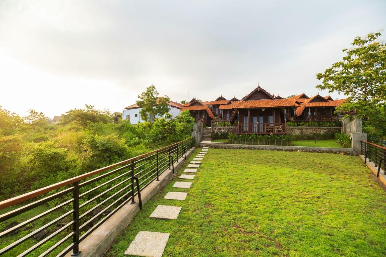 Star Semabu Resort Toyapakeh Eksteriør billede